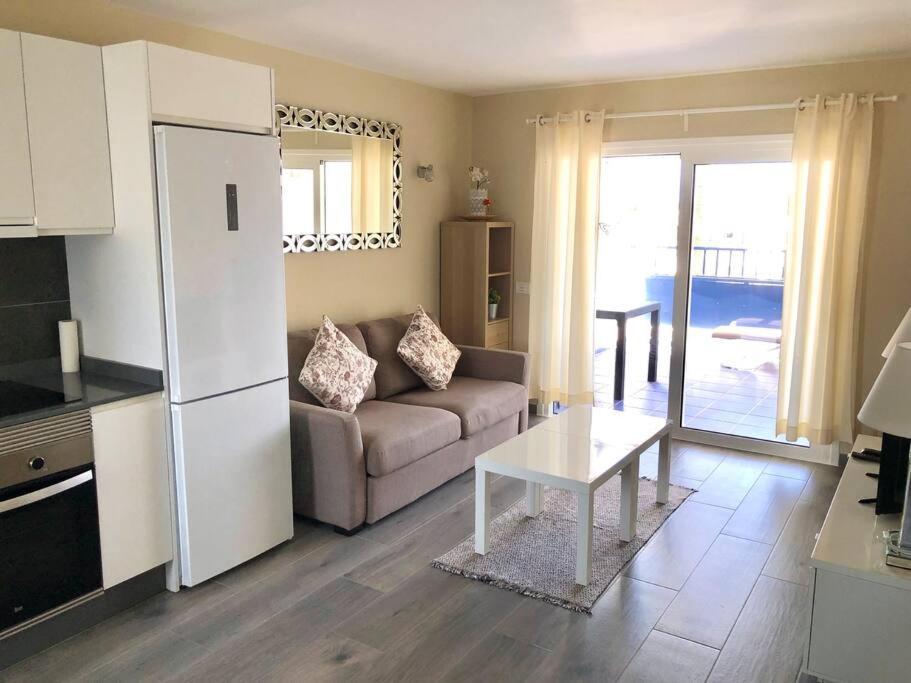 Casa Nia - Modern One Bedroom Apartment In Central Puerto Del Carmen Тиас Экстерьер фото